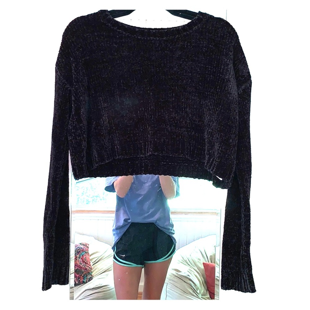 Forever 21 cropped sweater